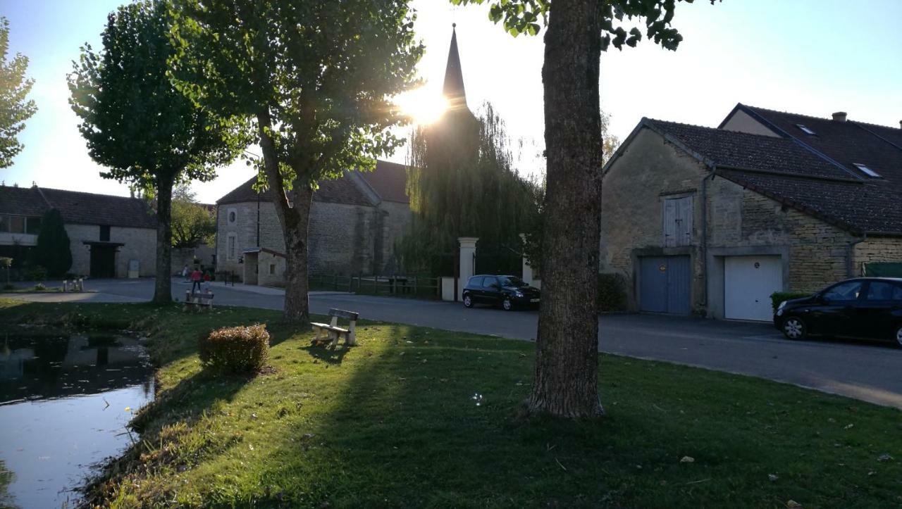 Chez Twiggy - Guesthouse Vintage A Prenois 外观 照片